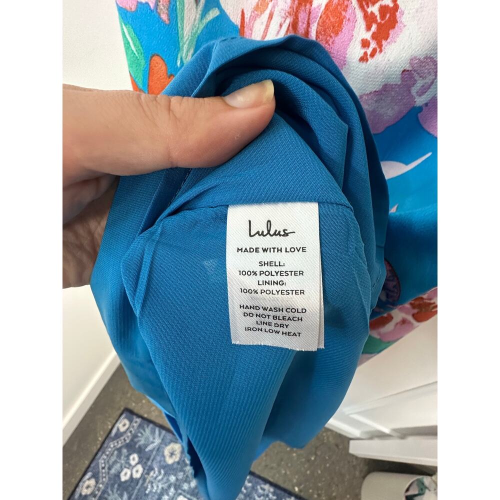 NWT Lulu's Floral Blue Dress Size S - Picture 9 of 9